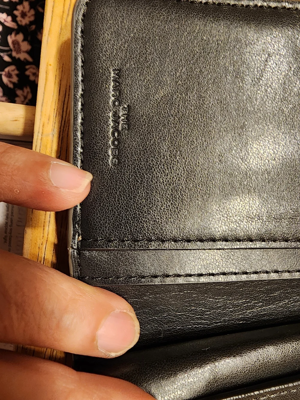 Marc Jacobs The Softshot Mini Compact Wallet is crafted from grained leather